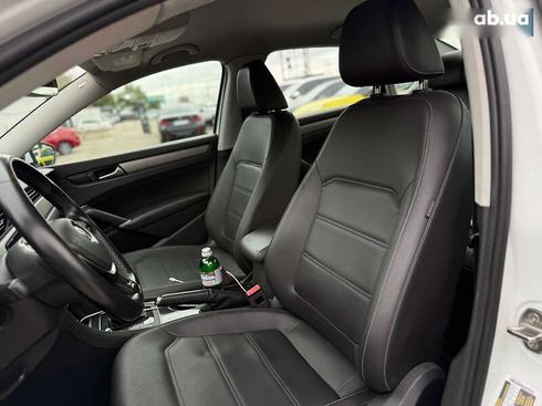 Volkswagen Passat 2020 - фото 22