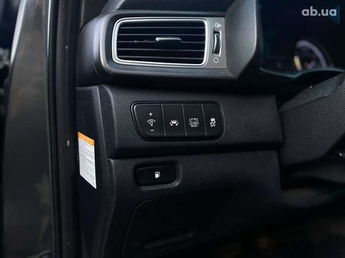 Kia Niro 2017 - фото 19