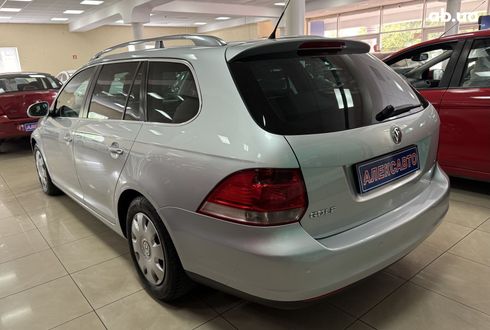 Volkswagen Golf 2009 серебристый - фото 3