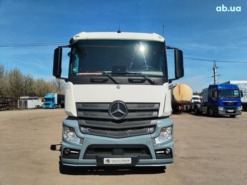 Mercedes-Benz 1840 2017 - фото 4