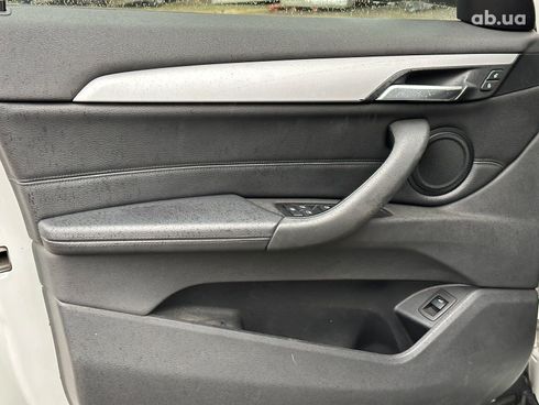 BMW X1 2016 белый - фото 10