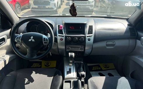 Mitsubishi Pajero Sport 2011 - фото 16