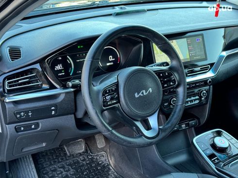 Kia Niro 2022 черный - фото 16