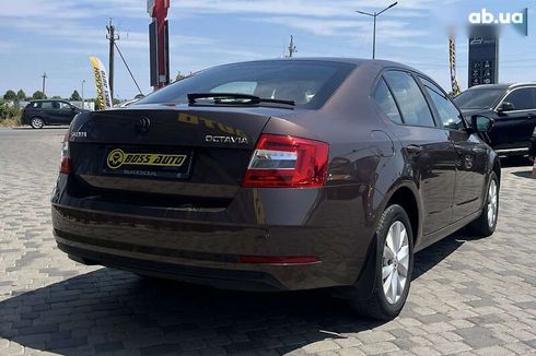 Skoda Octavia 2017 - фото 7