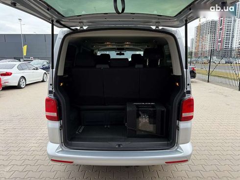 Volkswagen Multivan 2012 - фото 9