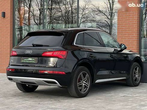 Audi Q5 2018 - фото 15