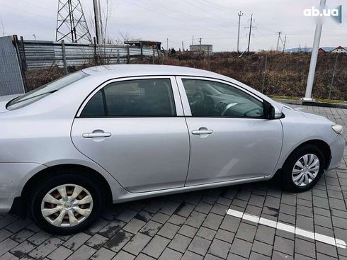 Toyota Corolla 2012 - фото 6