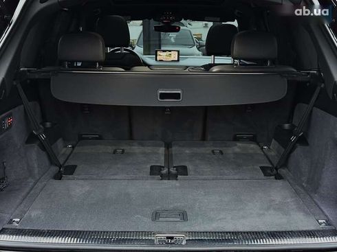 Audi Q7 2018 - фото 27