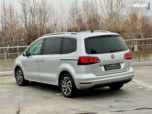 Volkswagen Sharan 2017 - фото 15