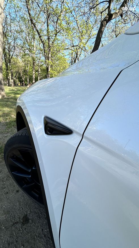 Tesla Model Y 2023 белый - фото 4