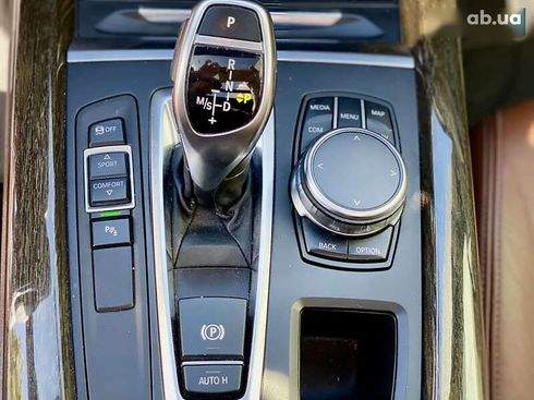 BMW X5 2018 - фото 24