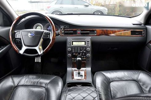 Volvo XC70 2010 - фото 25