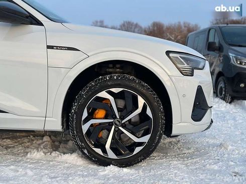 Audi E-Tron 2021 - фото 13
