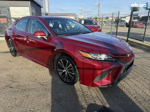 Toyota Camry 2017 - фото 7