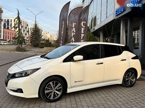 Nissan Leaf 2018 - фото 24