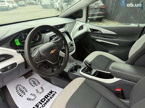 Chevrolet Bolt 2020 - фото 11