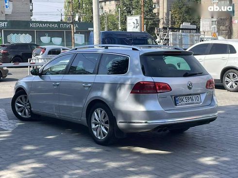 Volkswagen Passat 2011 - фото 6