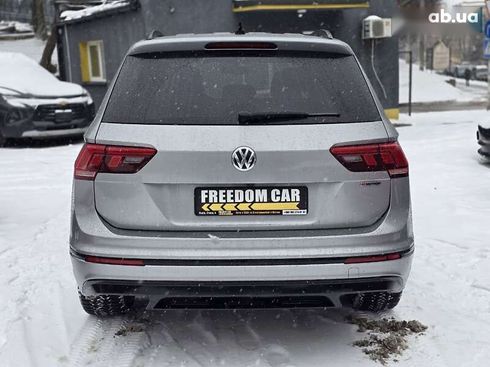 Volkswagen Tiguan 2019 - фото 3