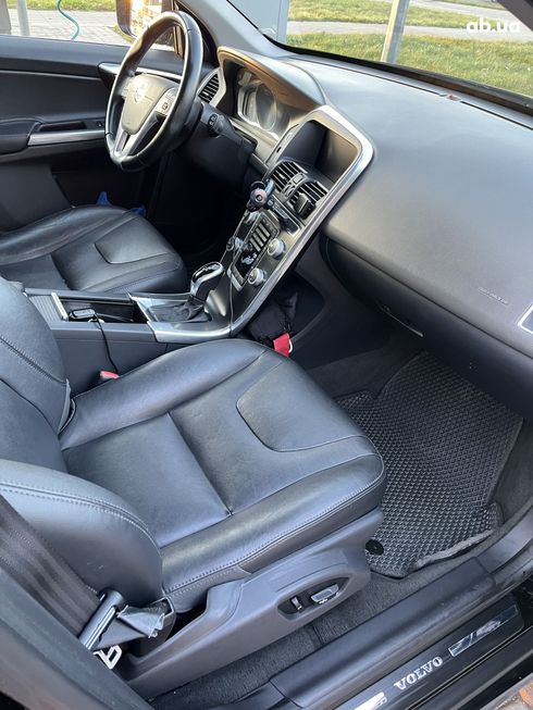 Volvo XC60 2014 черный - фото 18