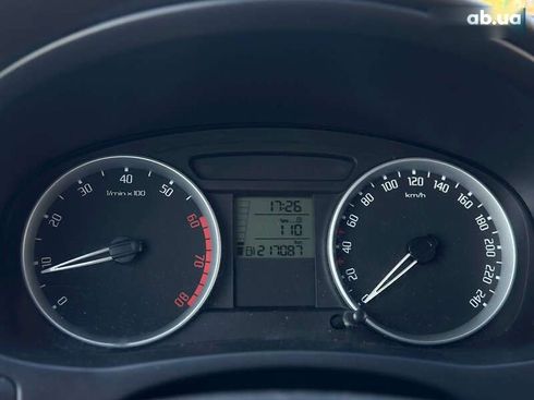 Skoda Fabia 2009 - фото 28