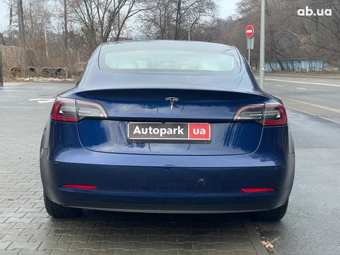 Tesla Model 3 2018 синий - фото 8