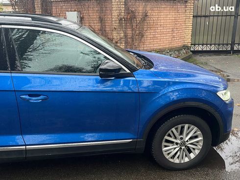 Volkswagen T-Roc 2021 синий - фото 27