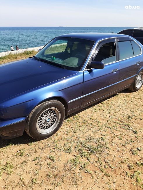 BMW 5 серия 1994 синий - фото 6