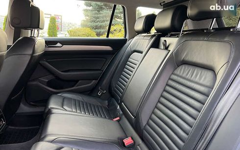 Volkswagen Passat 2018 - фото 22
