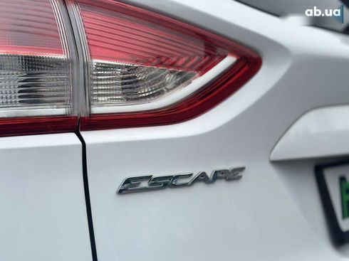 Ford Escape 2014 - фото 15