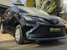 Продажа б/у Toyota Sienna 2022 года во Львове - купить на Автобазаре