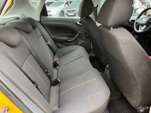 SEAT Ibiza 2011 желтый - фото 30