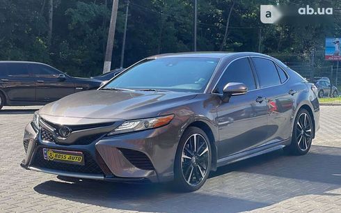 Toyota Camry 2019 - фото 4