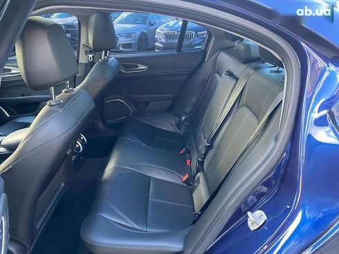 Alfa Romeo Giulia 2019 - фото 22