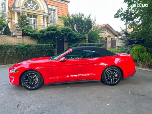 Ford Mustang 2019 красный - фото 24