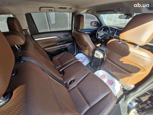 Toyota Highlander 2018 - фото 13