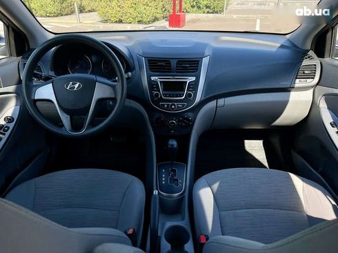 Hyundai Accent 2016 - фото 16