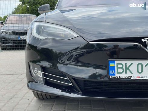 Tesla Model S 2018 - фото 6