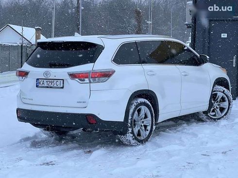 Toyota Highlander 2015 - фото 4