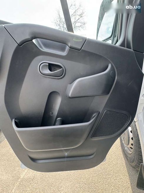 Opel Movano 2020 - фото 18