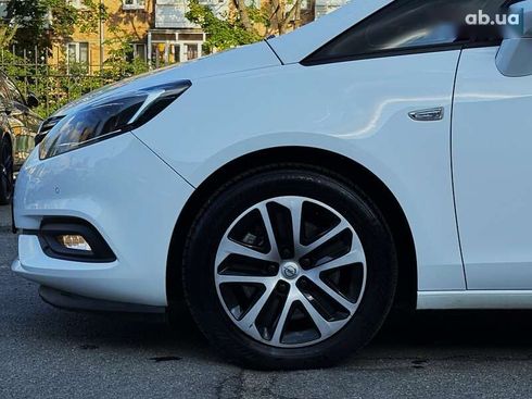 Opel Zafira 2018 - фото 12