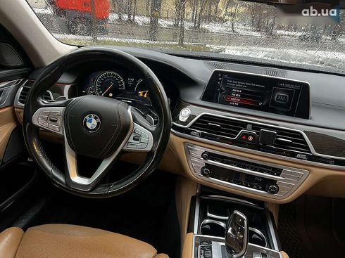 BMW 7 серия 2016 - фото 28