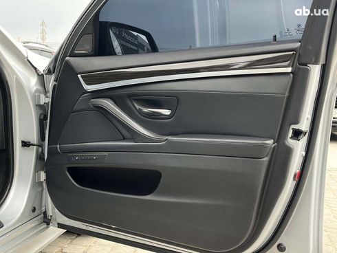 BMW 5 серия 2014 серый - фото 30