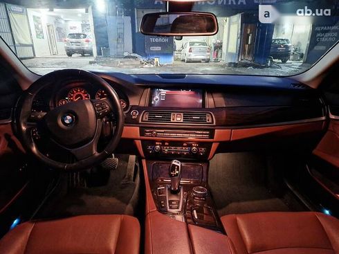 BMW 5 Series 2015 - фото 11