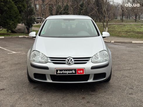 Volkswagen Golf 2005 серый - фото 2