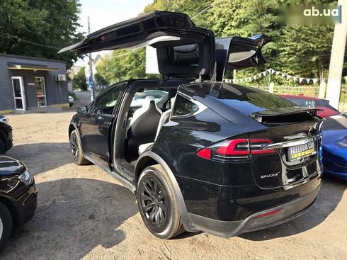 Tesla Model X 2019 - фото 8