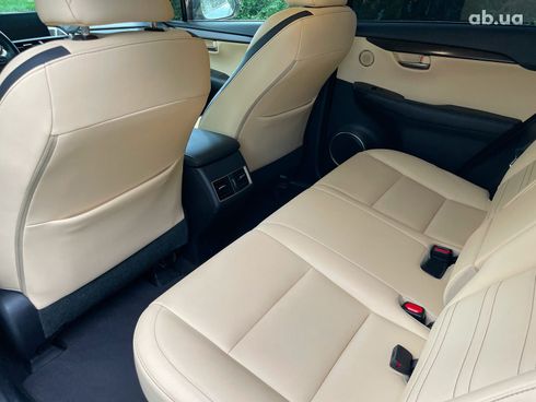 Lexus NX 2016 белый - фото 19