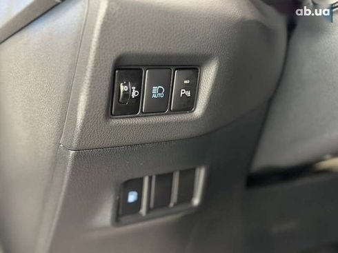 Toyota C-HR 2019 - фото 24