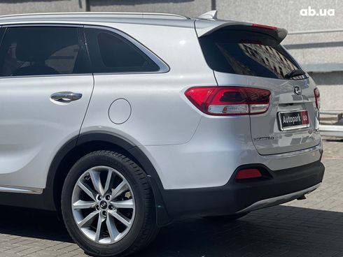 Kia Sorento 2015 серый - фото 12