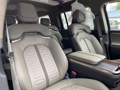 Rivian R1S 2023 - фото 10