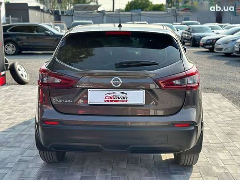 Nissan Qashqai 2020 - фото 18